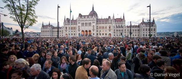Demonštrácia na podporu Stredoeurópskej univerzity v Budapešti.