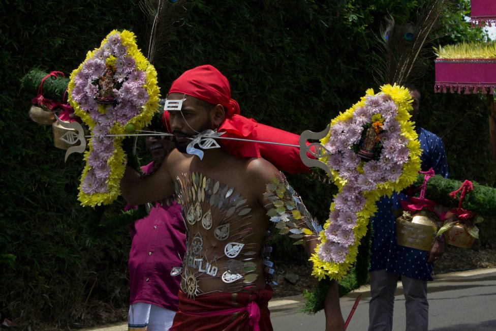 Festival Kavadi, tamilský extrémny rituál na oslavu boha Murugana. Foto: Peter Maňo