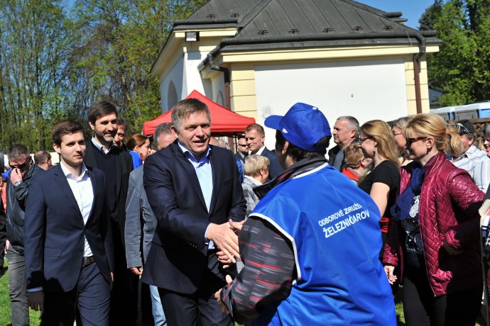 Premiér Fico dnes oslavoval 1. máj najprv v Žiline a potom v Nitre, kde predstavil chystané zmeny v Zákonníku práce. Foto – TASR