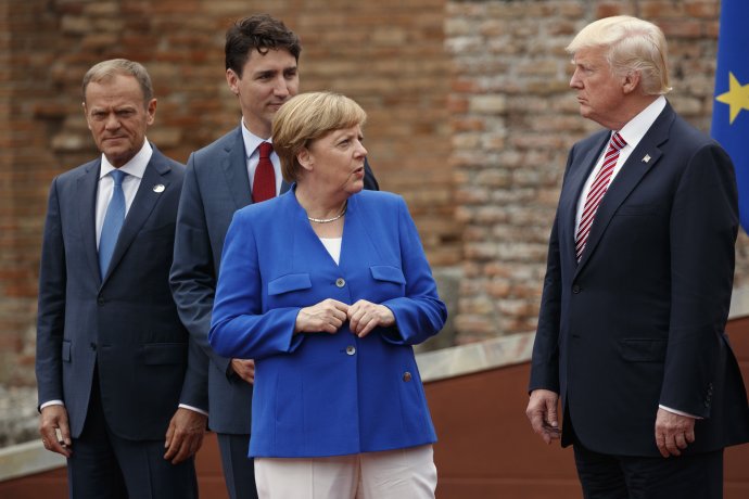 Merkelová s Trumpom v Taliansku. Foto – TASR/AP