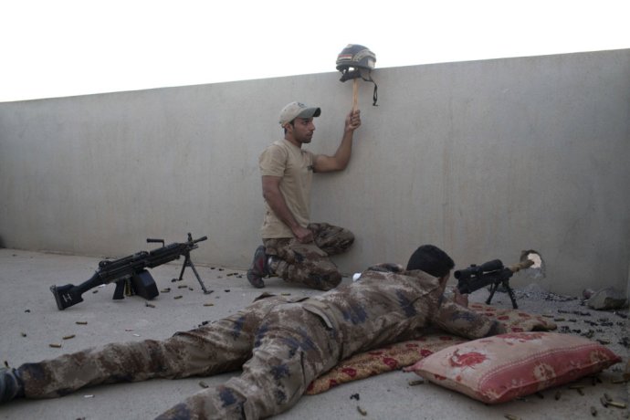 Iracké špeciálne jednotky pri akcii v Mosule. Ilustračné foto – TASR/AP