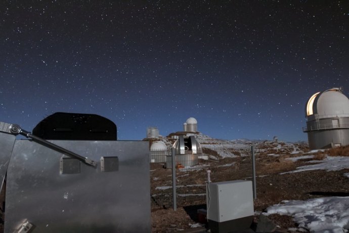 Systém MASCARA v čílskom La Silla patrí medzi teleskopy Európskeho južného observatória (ESO). Tento mesiac prešiel testovaním, jeho úlohou bude hľadať exoplanéty prechádzajúce popred svoje hviezdy. Foto - ESO, G. Otten, G. J. Talens