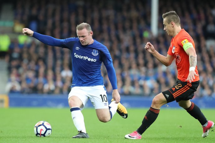 Wayne Rooney v drese Evertonu v zápase Európskej ligy proti Ružomberku. Foto AP.