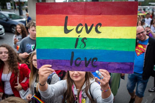 Sme dnes odkázaní na vôľu úradníkov. LGBT rodiny hovoria, ako sa im žije na Slovensku