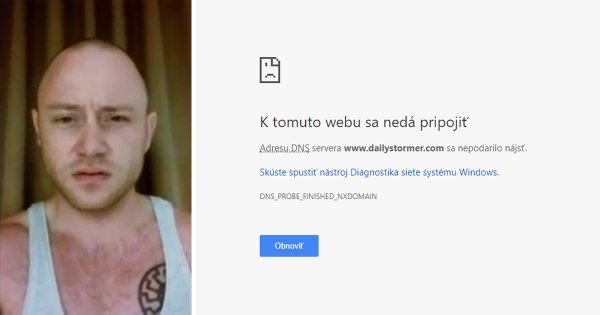 Neonacistický web sa tešil zo zabitia ženy. IT firmy mu zrušili hosting a&nbsp;už je nedostupný