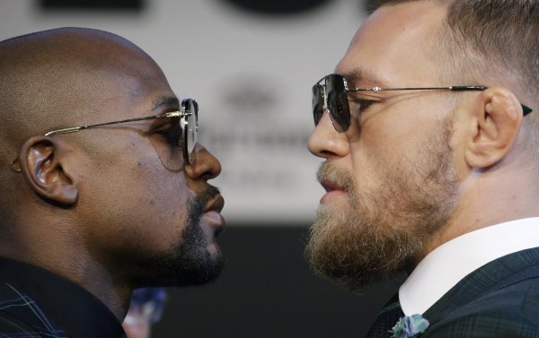 Bitka len pre peniaze, boxeri dostanú desaťkrát viac ako Kličko. Zápas storočia: McGregor vs. Mayweather