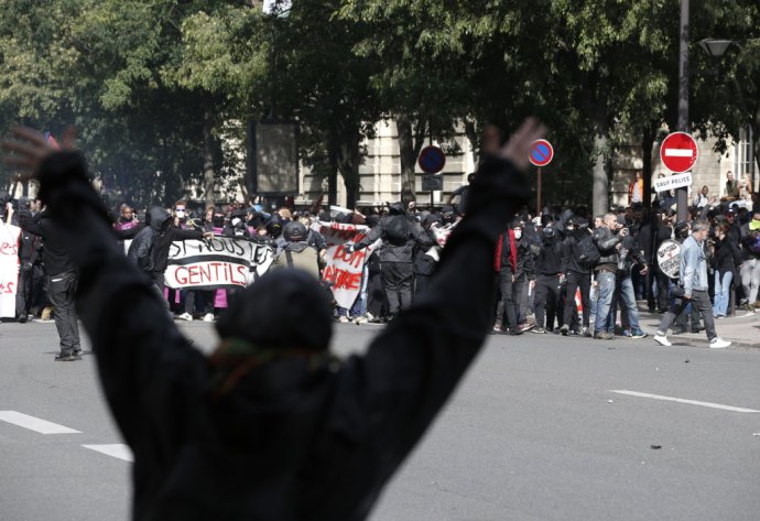 Protesty v Paríži. Foto - TASR/AP