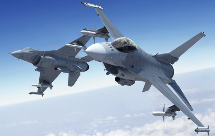 Lietadlá F-16 pochádzajú ešte zo 70. rokov a v súčasnosti sú zrejme najrozšírenejšími stíhačkami na svete. Vyrába ich firma Lockheed Martin, ktorá ich priebežne inovuje. Vizualizácia – Lockheed
