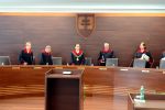 Pred verejným zasadnutím pléna Ústavného súdu. Foto – TASR