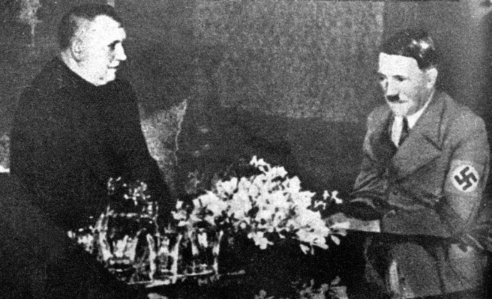 Hitler s Tisom v roku 1939. Foto – archív TASR