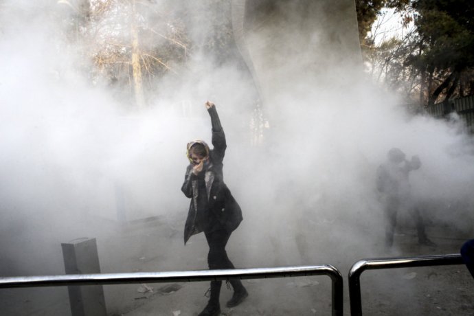 Počas demonštrácie na Teheránskej univerzite. Foto - AP