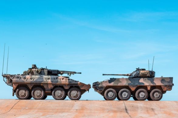 V tendri pre austrálsku armádu súperila Patria s nemeckým vozidlom Boxer, ktoré ponúkali aj slovenskému ministerstvu obrany. Objednávku za tri miliardy dolárov napokon získali Nemci. Foto - Australian army/Armádni noviny