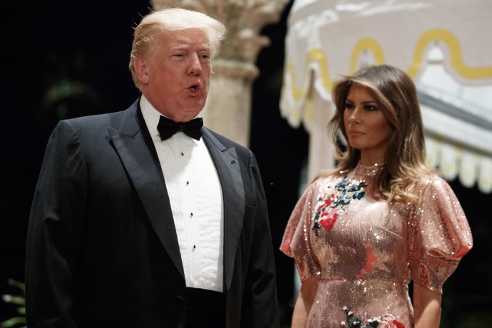 Donald Trump s manželkou Melaniou. Foto – TASR/AP
