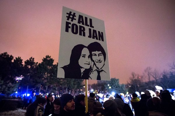 Smrť ukázala aj slušné Slovensko