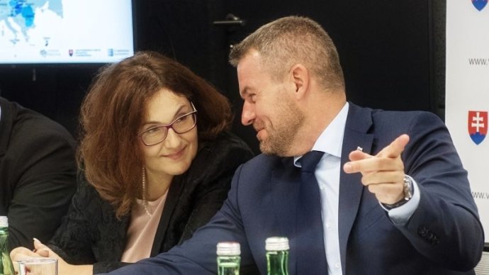 Martina Lubyová a premiér Peter Pellegrini. Foto - TASR