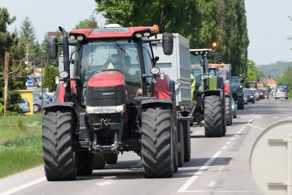 Vitajte, traktoristi, ale nič pre vás vlastne nemáme
