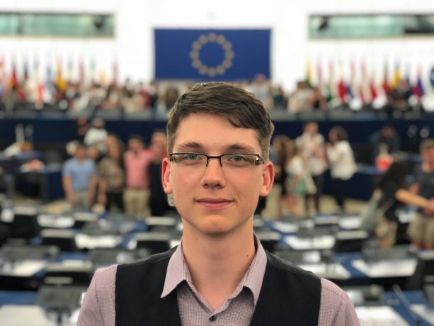 1. a 2. júna sa v Štrasburgskom parlamente konal European Youth Event, na ktorom sa stretlo takmer 8000 mladých z celej európy a sveta. Foto: Lukáš Vician