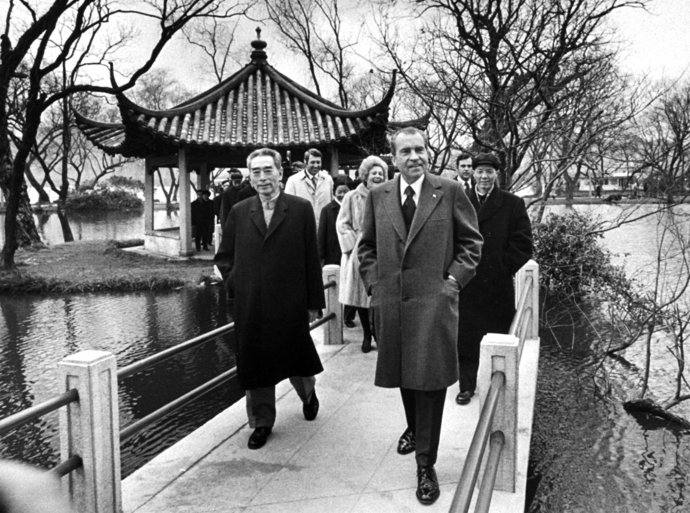 Nixon s čínskym premiérom Čou En-lajom. Foto – TASR/AP