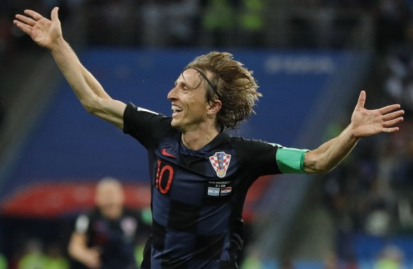 Doma čelí obvineniam z krivej prísahy, proti Argentíne však Modrić zatienil Messiho