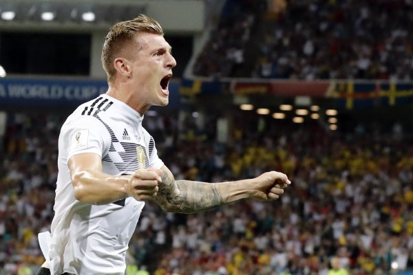 Toni Kroos zachránil nádeje Nemecka. Hrá svetovo a&nbsp;podľa odborníkov môže byť ešte lepší