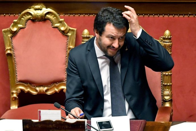 Taliansky minister vnútra a líder Ligy severu Matteo Salvini. Foto – AP