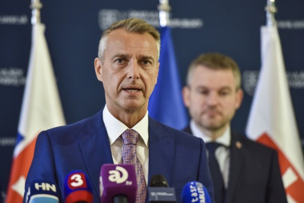 Rašiho úrad si schválil IT projekt, ktorý je viac utajený ako stíhačky SNS
