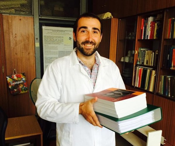 Skúma život s&nbsp;veľkosťou desatiny milimetra. Bez mikrosveta by na Zemi nefungoval život, vraví vedec