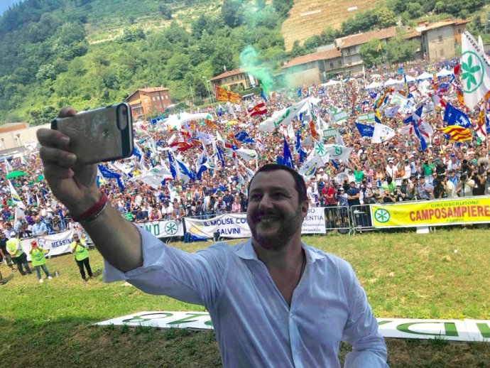 Salvini na mítingu. Foto – FB Mattea Salviniho