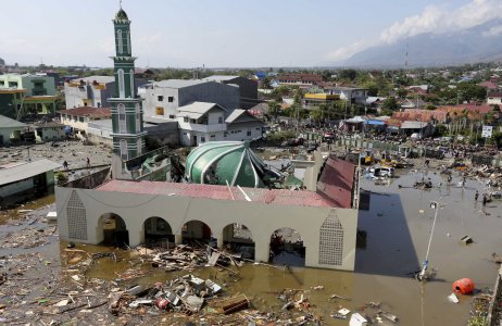 Zničená mešita v meste Palu. Foto – TASR/AP