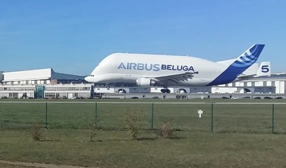 Airbus Beluga - lietadlo používané na prepravu častí iných lietadiel