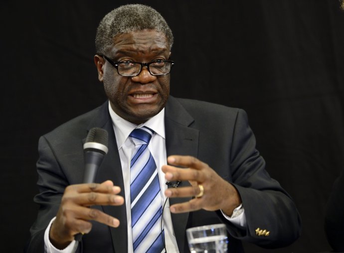 Denis Mukwege je riaditeľom nemocnice Panzi, kde pomáha znásilneným ženám. Foto - TASR/AP