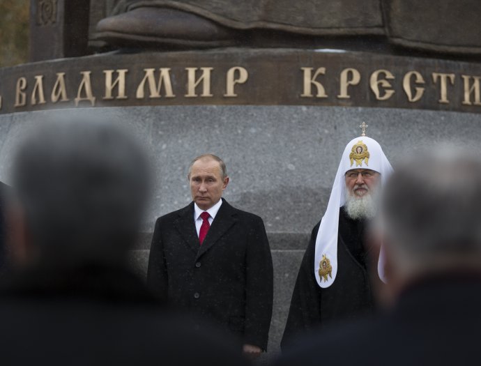 Vladimir Putin a patriarcha Kirill. Foto - TASR