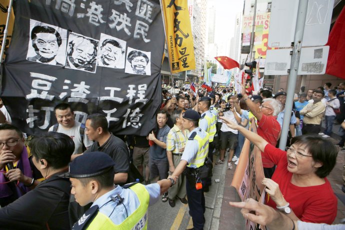 Prodemokratickí demonštranti v Hongkongu. Foto - AP