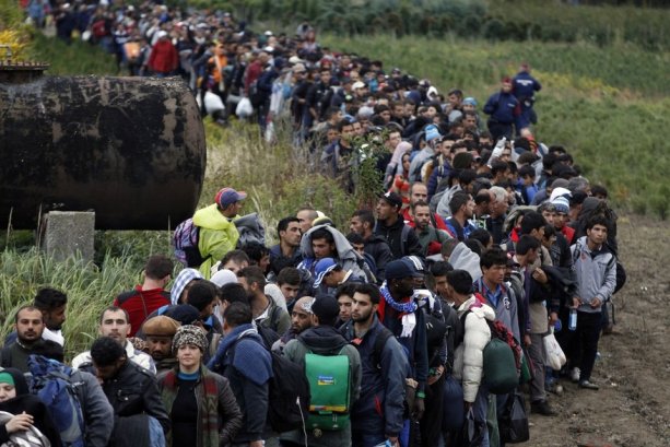 Migračná kríza z roku 2015 výrazne ovplyvnila politické dianie a rétoriku v mnohých krajinách EÚ. Vytvorila "kult strachu". (Zdroj: www.hnonline.sk)