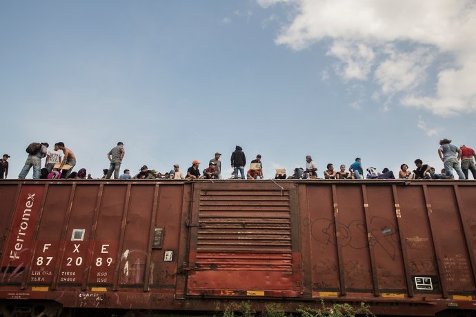 Mnohí ľudia utekajú do Mexika vlakom, ktorý prezývajú Beštia. Foto - Lekári bez hraníc/Anna Surinyach
