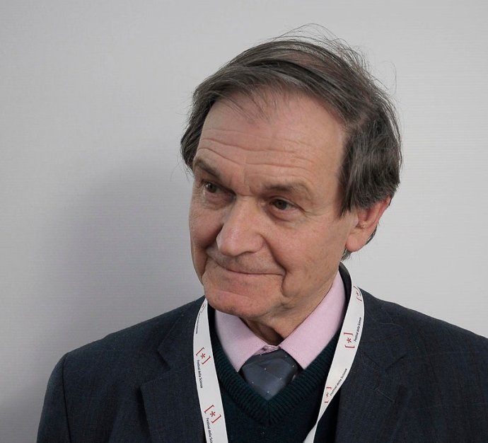Roger Penrose na snímke z roku 2011. Foto – Wikimedia/cc