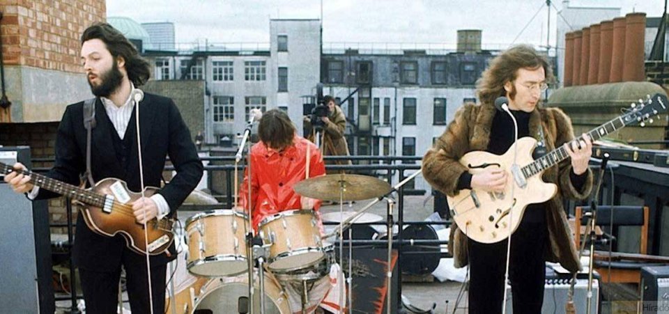 Beatles na svojom poslednom spoločnom verejnom hraní v januári 1969. Foto - Disney+