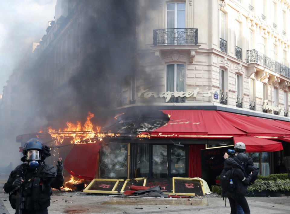 Reštaurácia Fouquet's na Champs Elysees. foto – tasr/ap