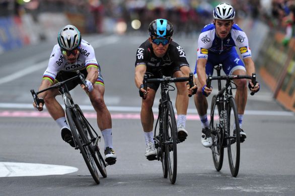 Peter Sagan končí tesne druhý na Miláno - San Remo 2017. (Dario Belingheri/ANSA via AP)
