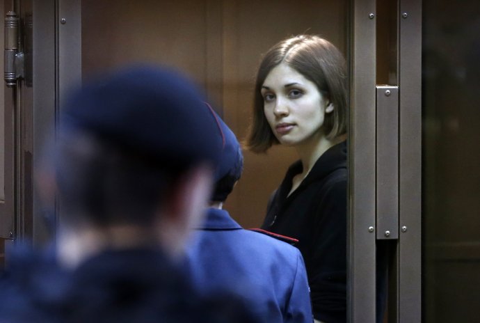 Nadežda Tolokonnikovová na súde v roku 2012. Foto - TASR/AP