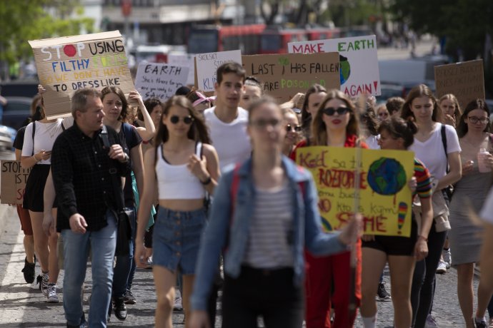 Piatkový pochod za budúcnosť klímy. Foto - TASR