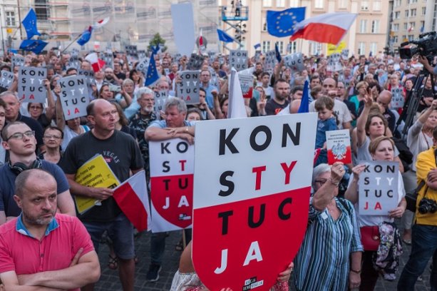 Varšava, 4. júla 2018: Demonštrácia za slobodu súdov v Poľsku