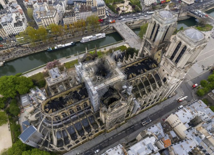Katedrála Notre-Dame v Paríži. Foto - TASR/AP