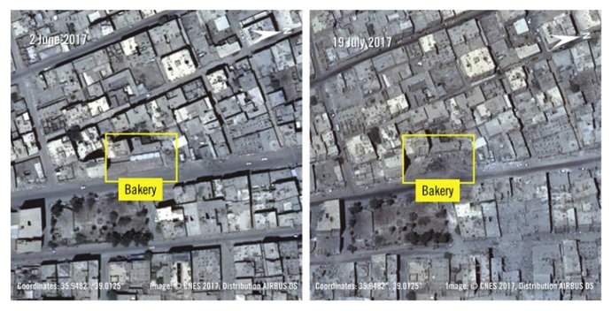 Koaličné útoky mali zničiť aj miestnu pekáreň. Fotky z 2. júna 2017 a vpravo z 19. júla 2017. Foto - TASR/AP
