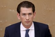 Vyhral európske voľby, na druhý deň skončil. Wunderkind Kurz sa môže vrátiť ešte silnejší