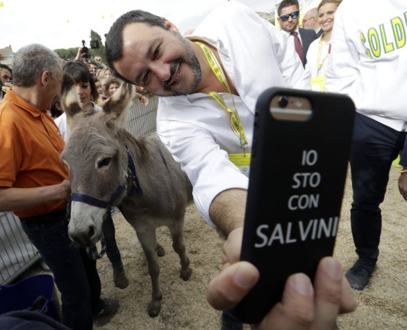 Taliansky minister vnútra a vicepremiér Matteo Salvini. Foto - TASR/AP