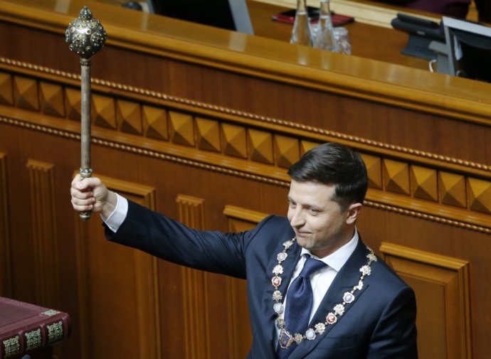 Volodymyr Zelenskyj v kyjevskom parlamente. Foto - TASR/AP