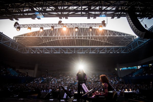 Jarovi Filipovi zahrali Cez okno do neba. Koncert k&nbsp;sedemdesiatke by sa mu páčil
