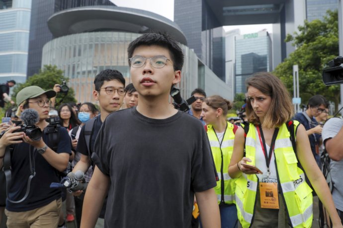 Hongkonský aktivista Joshua Wong. Foto - TASR/AP