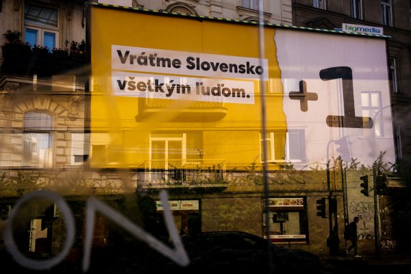 Kiska spustil bilbordovú predkampaň na svoju stranu. Má slogan „Vráťme Slovensko všetkým ľuďom“